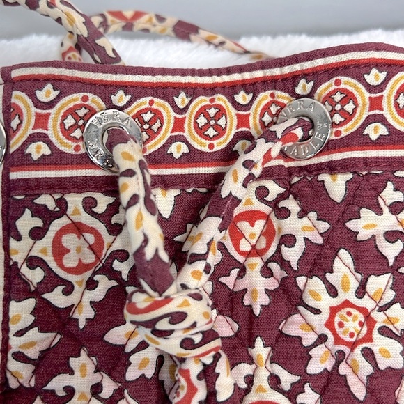 Vera Bradley Medallion Maroon Drawstring Quilted Backpack - Picture 2 of 7